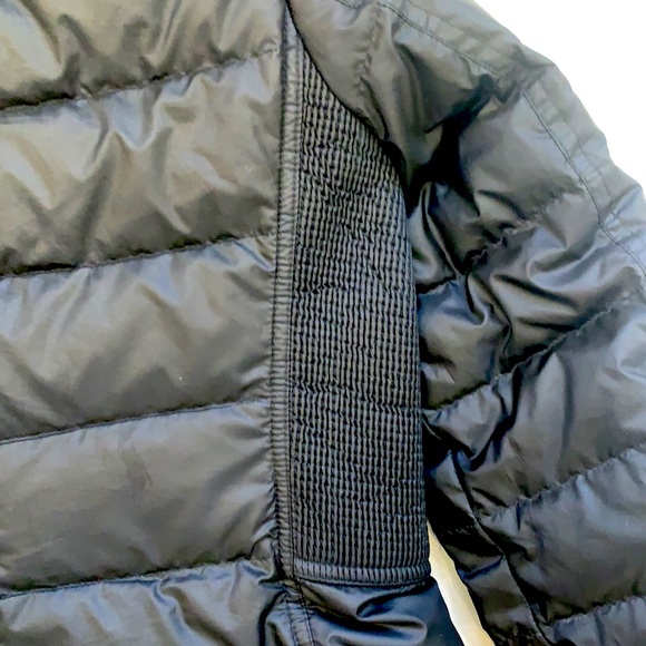 Burberry women’s jacket - Picture 9 of 9